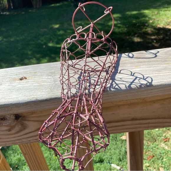 DRESS FORM Jewelry Purple Wire Jewelry Stand Organizer Home Decor 13.5 x 4.5 in - Picture 6 of 9